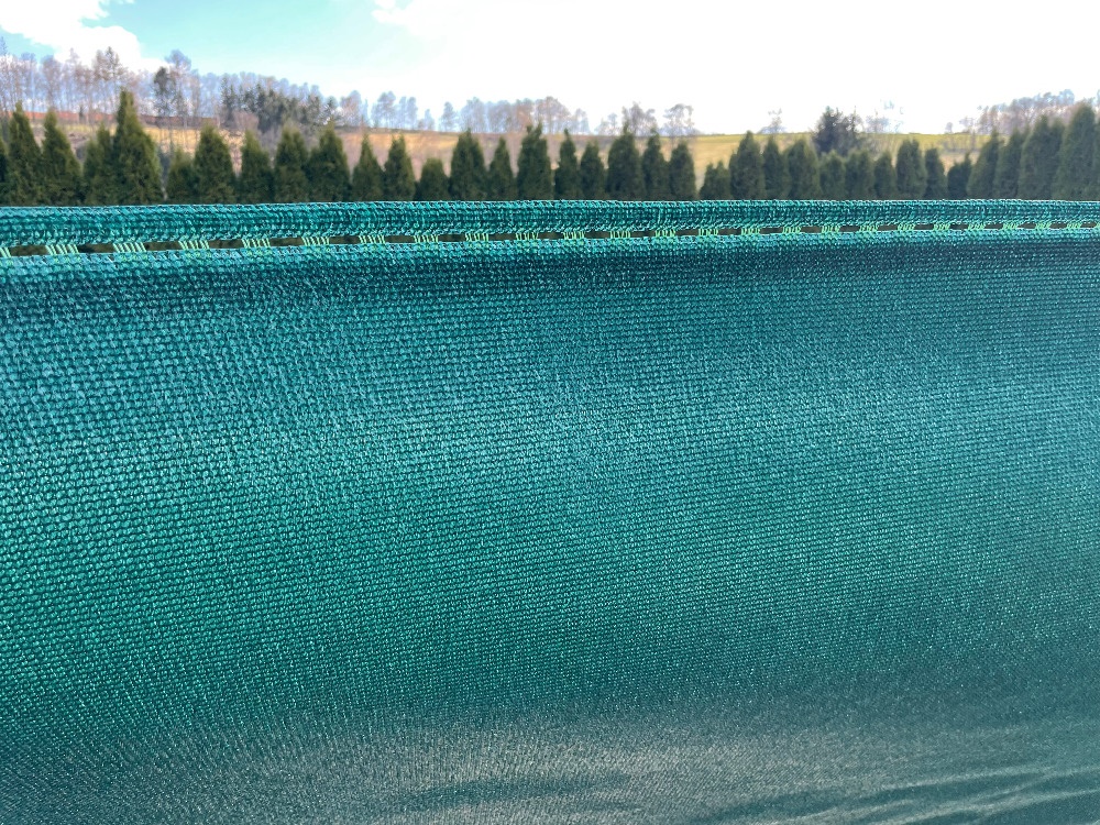 Stínící tkanina 100% - role 200cm x 50m