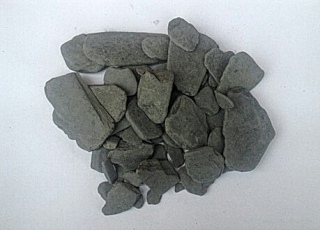 Okrasné kameny Piatto Nero 20-60mm 20 kg